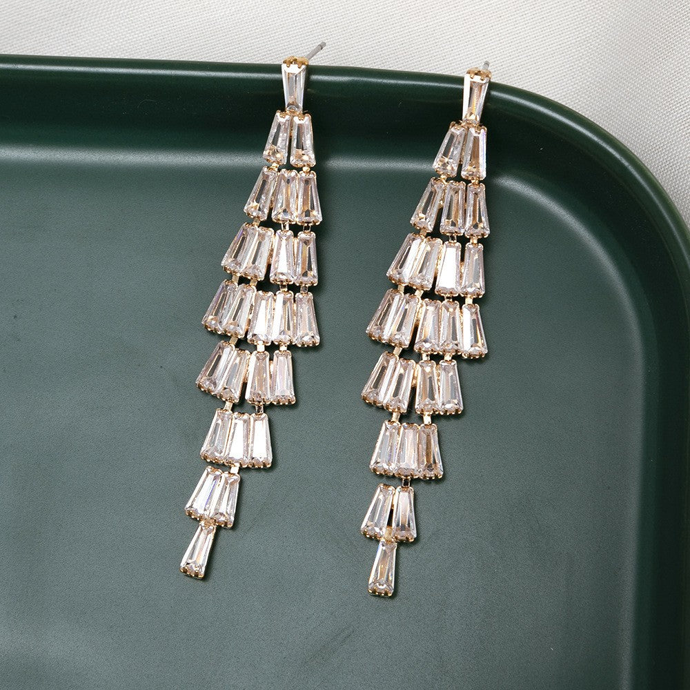 Wholesale Simple Zircon Trapezoid Dangling Tassel Rhinestone Gold-plated Claw Chain Earrings